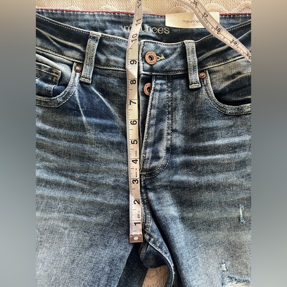 New! Edgely by Maurice’s Women's Medium Wash Distressed Jeans Size 2 Short - Picture 16 of 16